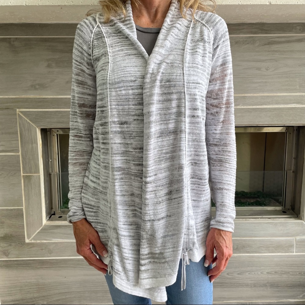 NIC+ZOE Light Long Sleeve Draped Front Cardigan Sweater with Ruched Front Small